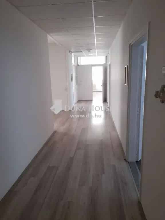 Üzleti célú Kiadó , Pécs, Dunántúl