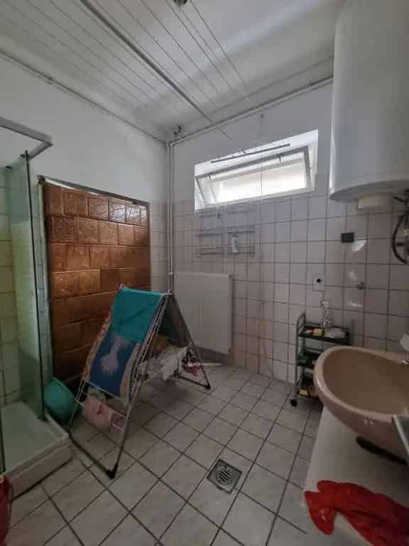 Ház Kiadó , Celldömölki járás, Dunántúl
