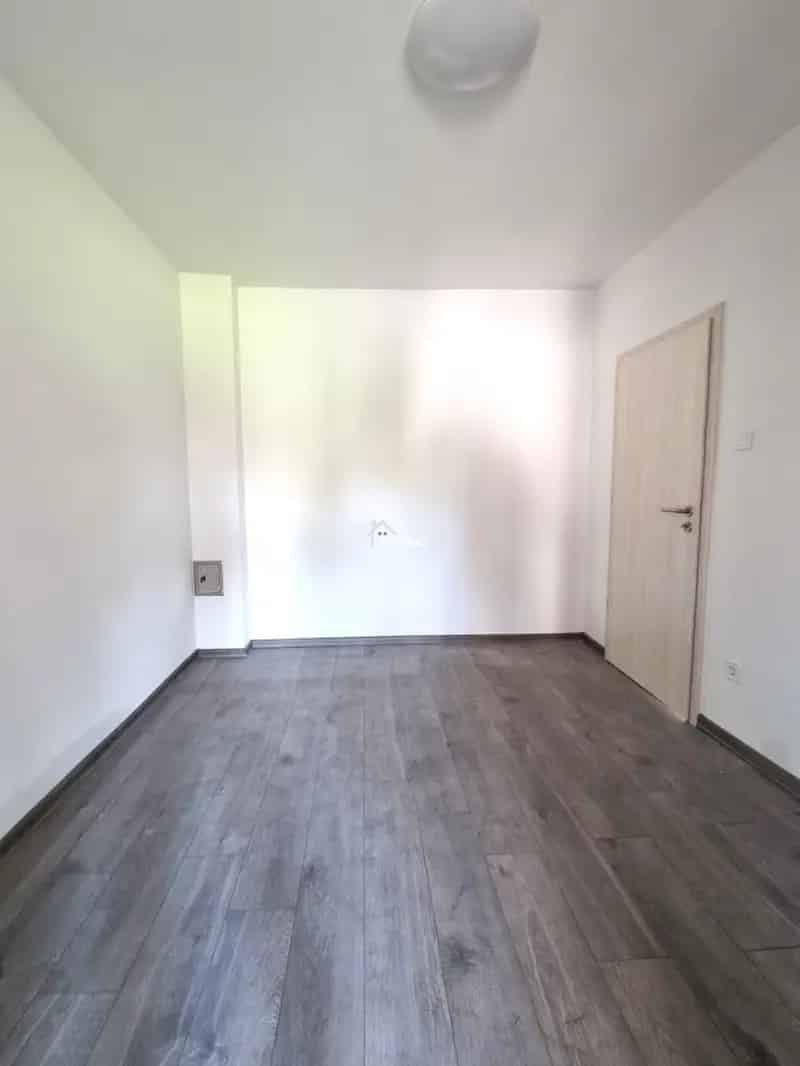 Ház Kiadó , Mosonmagyaróvári járás, Dunántúl