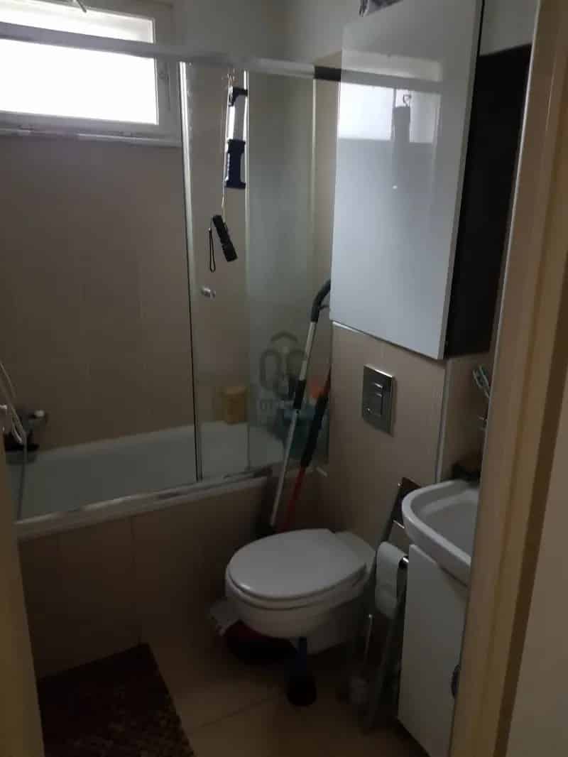 Ház Kiadó , Budapest, Közép-Magyarország