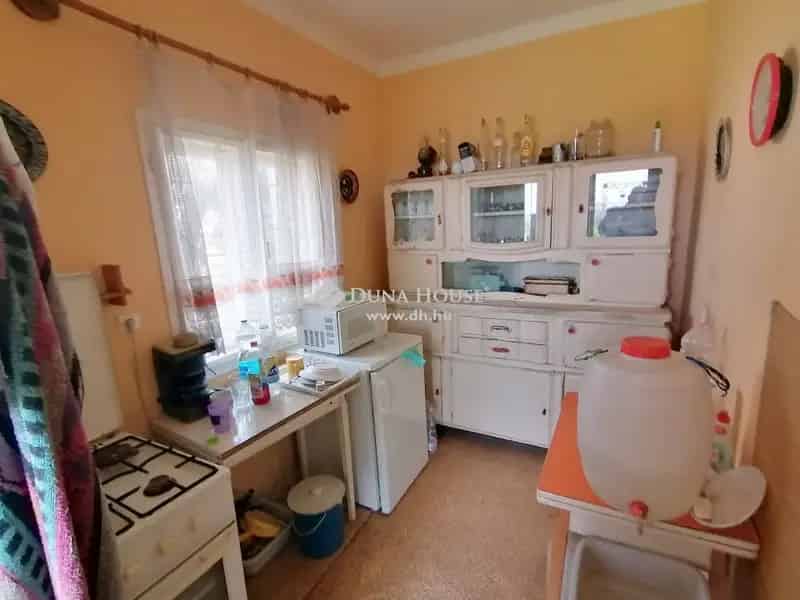 Telek Eladó , Bicske, Dunántúl