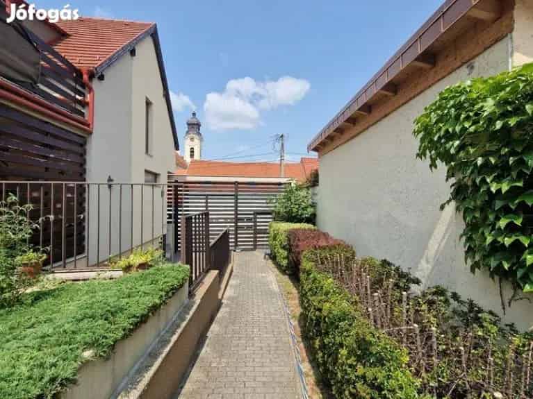 Eladó lakás Tata közkedvelt utcájában! - Tata, Lakás - Jófogás Ingatlan