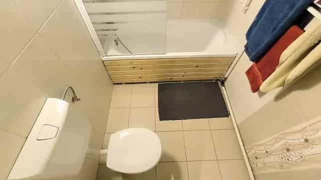 Ház Kiadó , Budapest, Közép-Magyarország