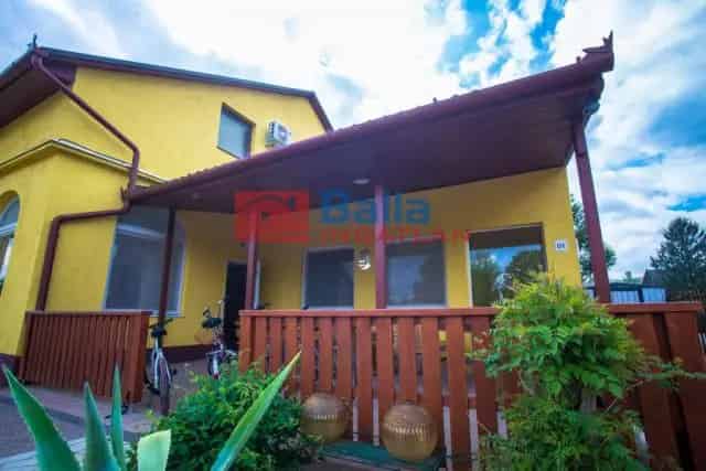 Tiszakécske Üdülőház Eladó 8 Szoba 480 m²