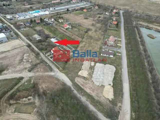 Váci építési telek eladó - 1102 m2 - zöldövezeti