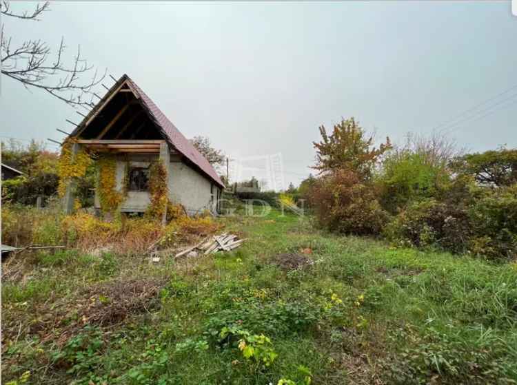 Telek Kiadó , Budakalász, Közép-Magyarország