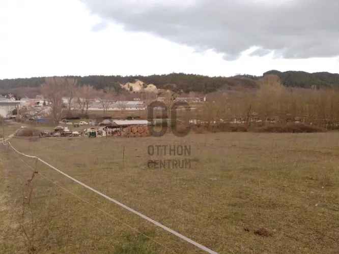 Piliscsabai eladó mezőgazdasagi ingatlan, M0002813