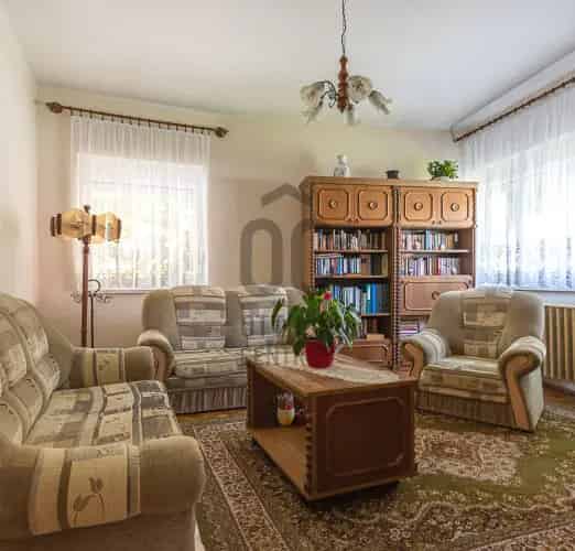 Szekszárdi eladó lakás, H502692