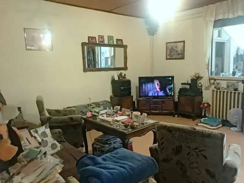 Telek Kiadó , Budapest, Közép-Magyarország