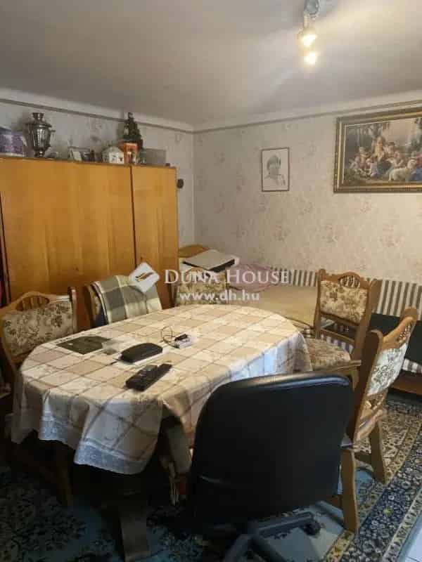 Ház Kiadó , Pilisvörösvári járás, Közép-Magyarország