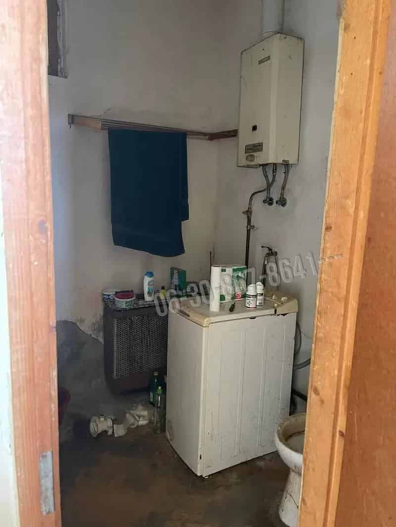 Ház Kiadó , Dunaújvárosi járás, Dunántúl
