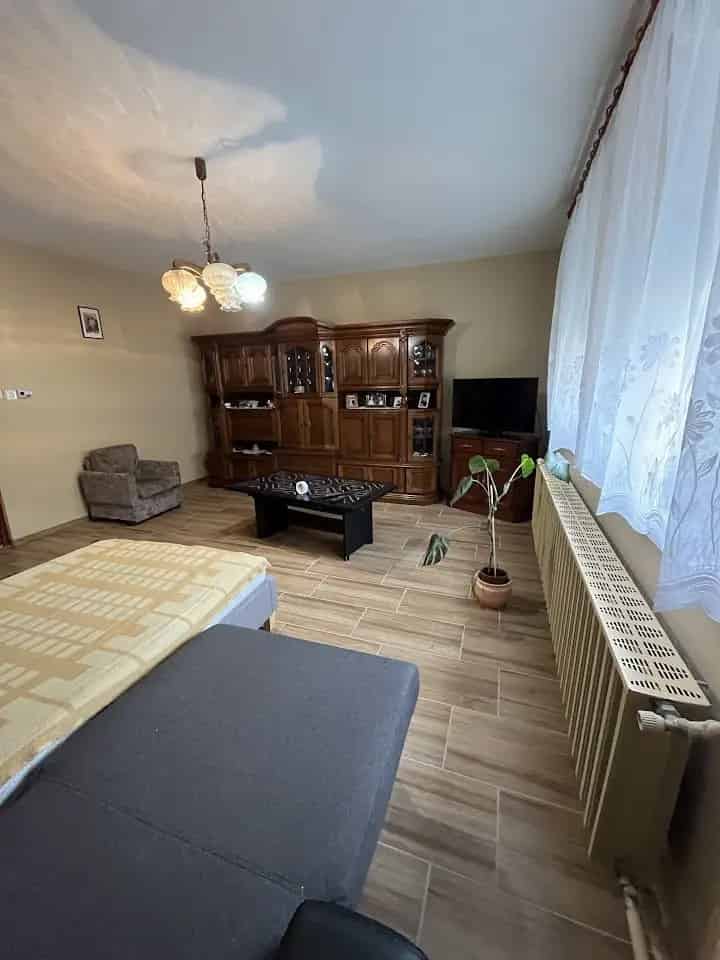 Ház Kiadó , Tamási járás, Dunántúl