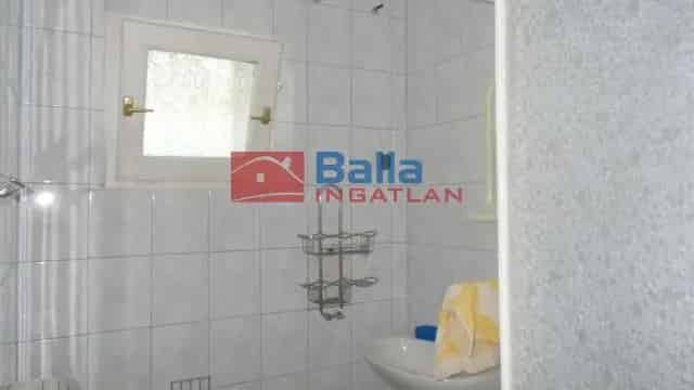Siófok Csendes utca 6 szobas családi ház eladó
