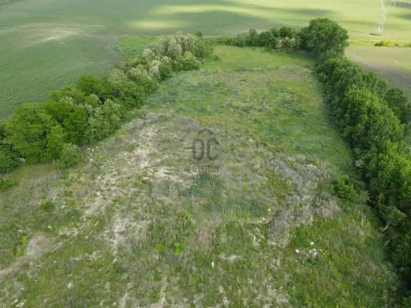 Sződ ipari terület melletti 33 000 nm-es mezőgazdasági terület eladó