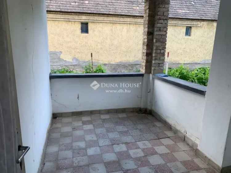 Ház Kiadó , Tata, Dunántúl
