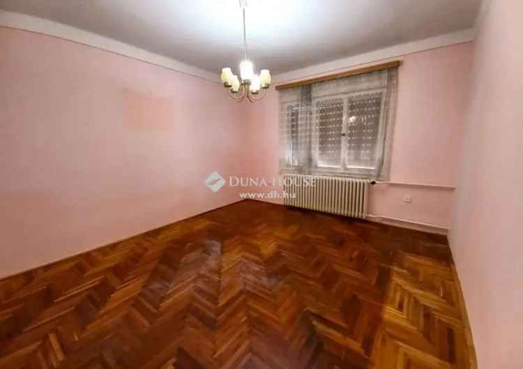 79 m2-es Téglaház Kaszaperen 1876 m2-es Telekkel