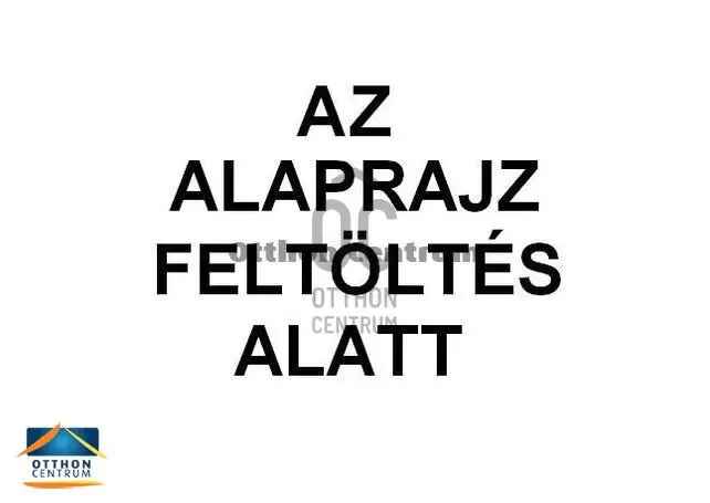 Siófok Aranypart 5 szobás felújítandó lakás eladó