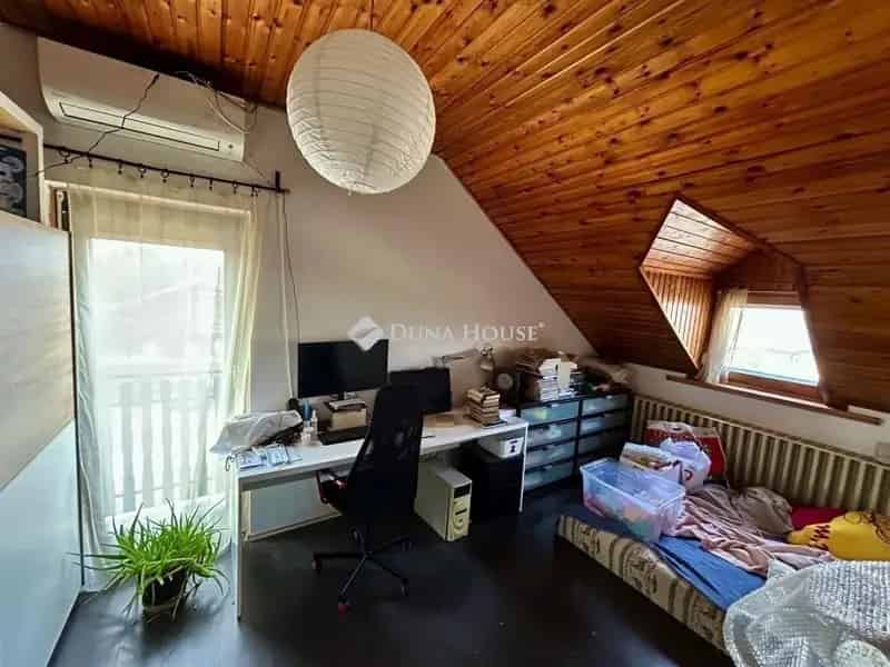 Ház Kiadó , Budapest, Közép-Magyarország
