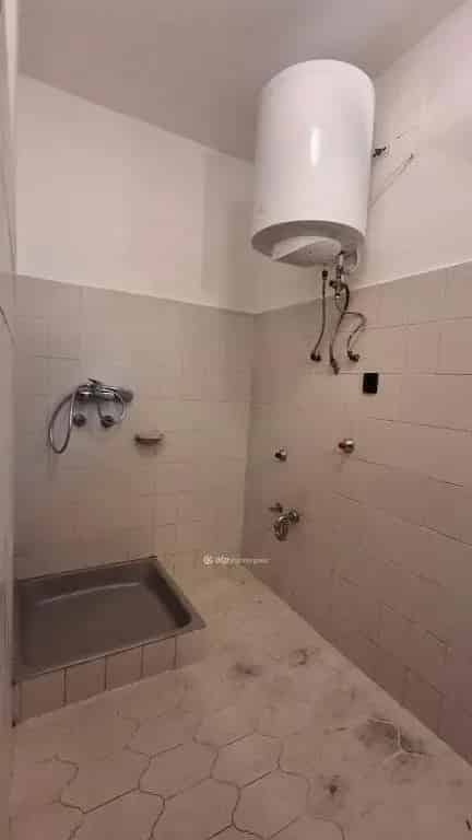 Ház Kiadó , Budapest, Közép-Magyarország