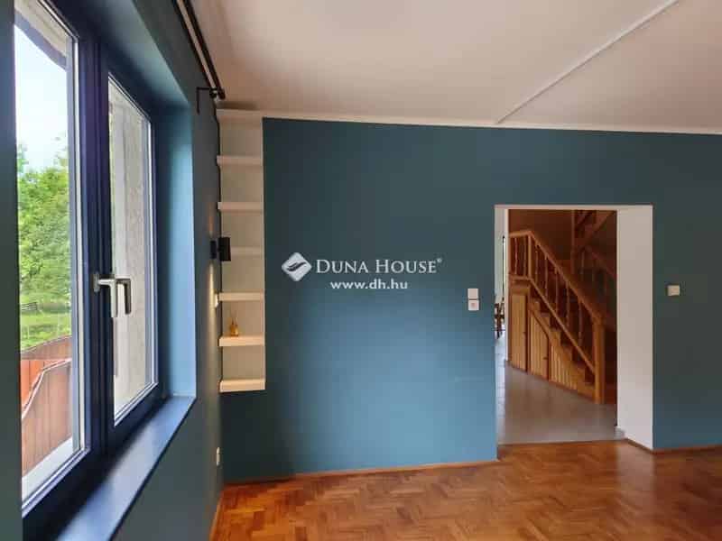 Ház Eladó , Dunakeszi, Közép-Magyarország