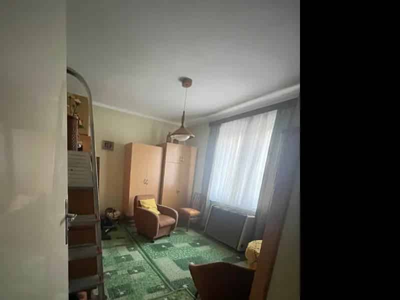 Ház Kiadó , Székesfehérvári járás, Dunántúl