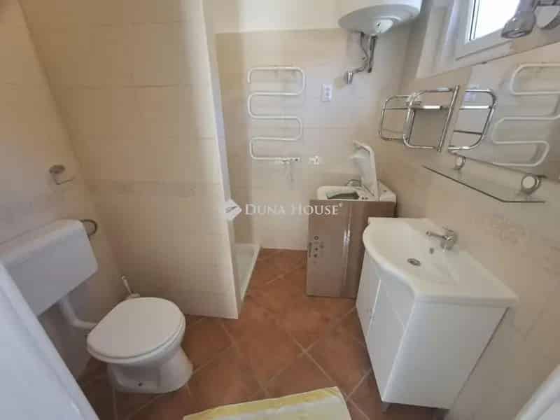 Ház Kiadó , Vecsési járás, Közép-Magyarország