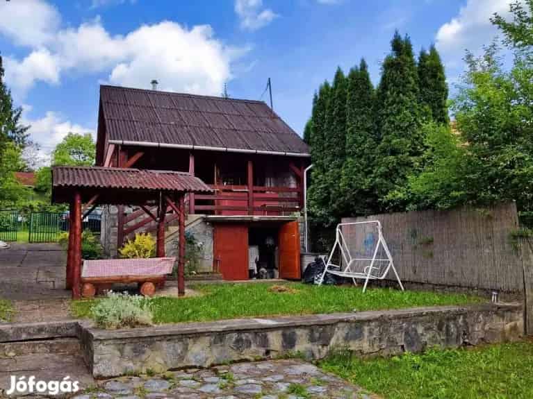 Eladó hétvégi ház Szalonnán Rakacai-víztároló panorámával