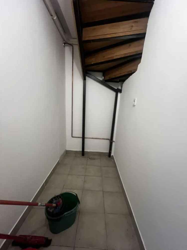 Lakás Kiadó , 32, Egyetem sugárút, Debrecen, Alföld és Észak