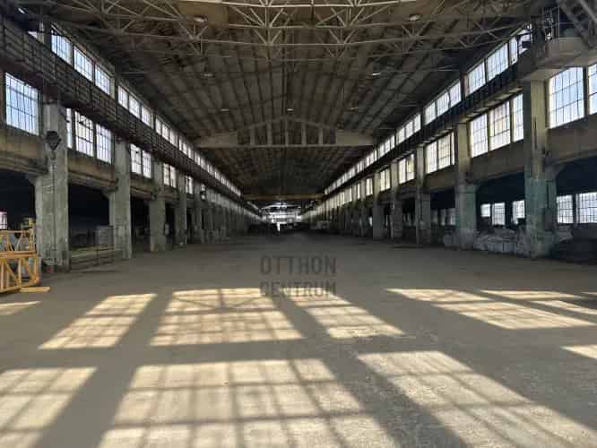 Budapest XXI. kerületi eladó kereskedelmi ingatlan, UZ010409