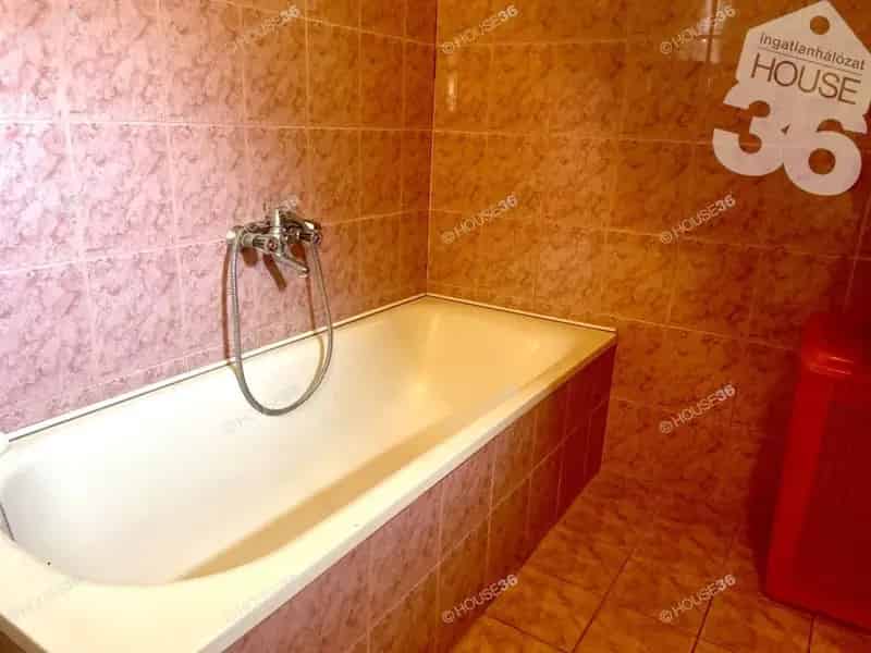 Kecskemét Közeli 2 Szobás Családi Ház Eladó 1100m2-es Telekkel