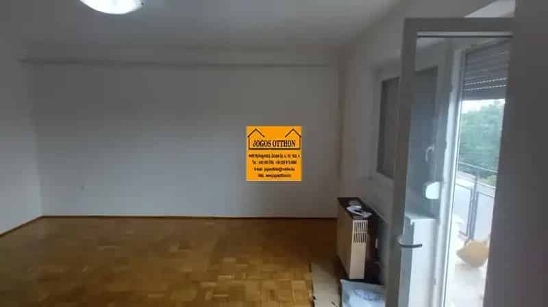 Eladó téglalakás - Nyíregyháza