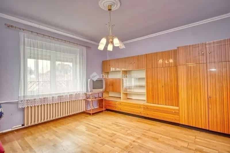 Ház Kiadó , Vecsési járás, Közép-Magyarország