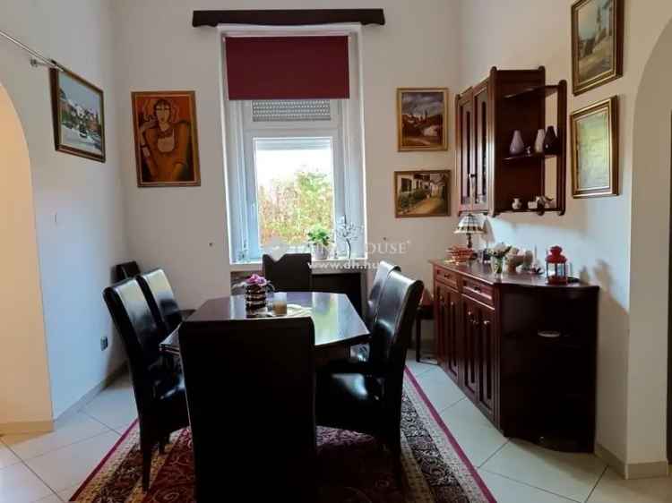 Ház Kiadó , Budapest, Közép-Magyarország