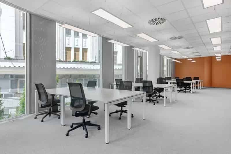 Ahol a rugalmasság találkozik a városi lendülettel – Regus West End