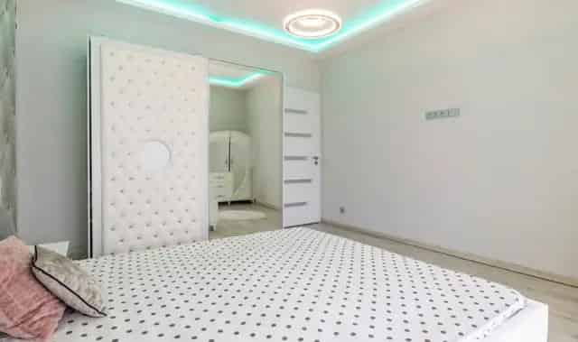 Ház Kiadó , Budapest, Közép-Magyarország