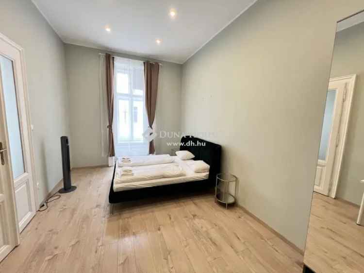 Ház Eladó , Budapest, Közép-Magyarország