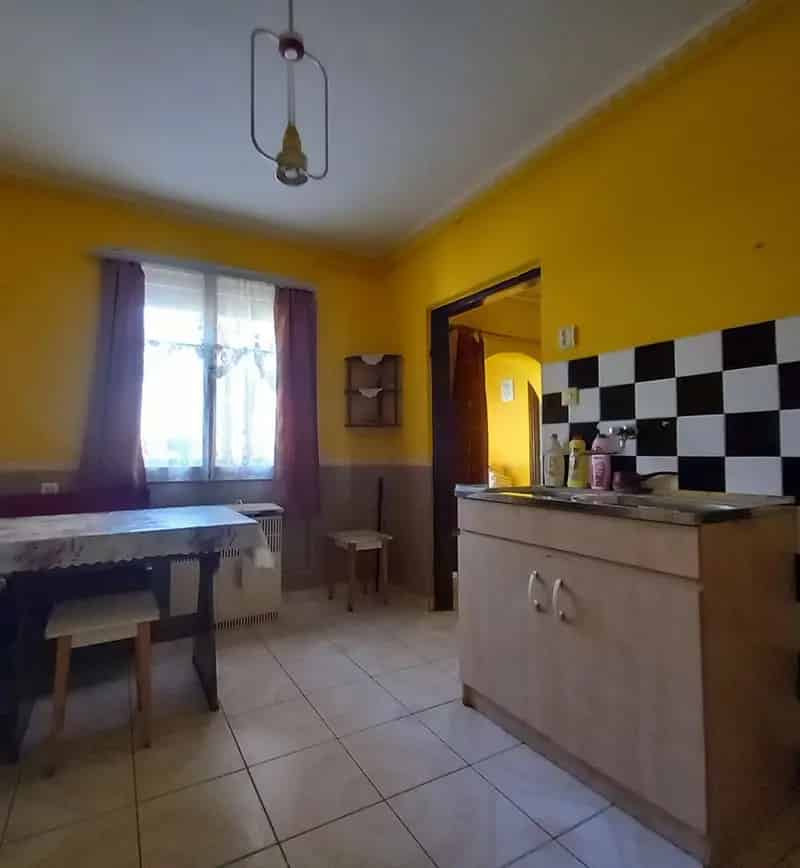 Ház Kiadó , Fonyódi járás, Dunántúl