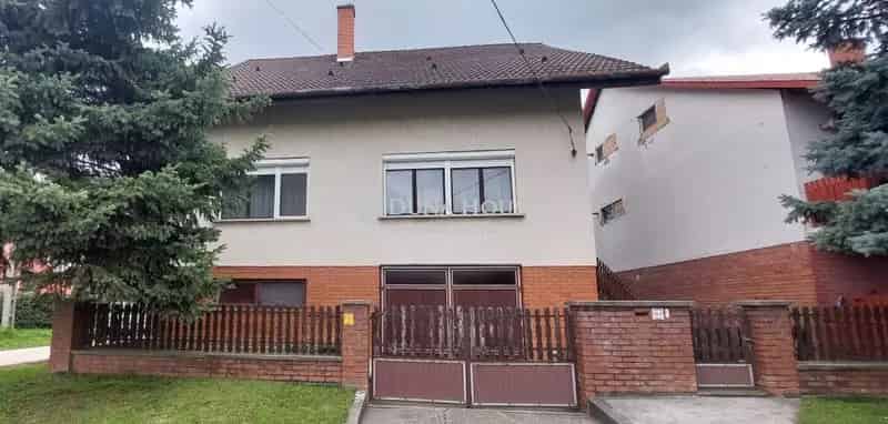 Ház Eladó , Dombóvár, Dunántúl