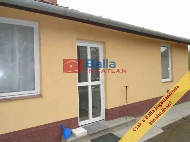 Tiszakécske családi ház eladó - 63nm - felújított