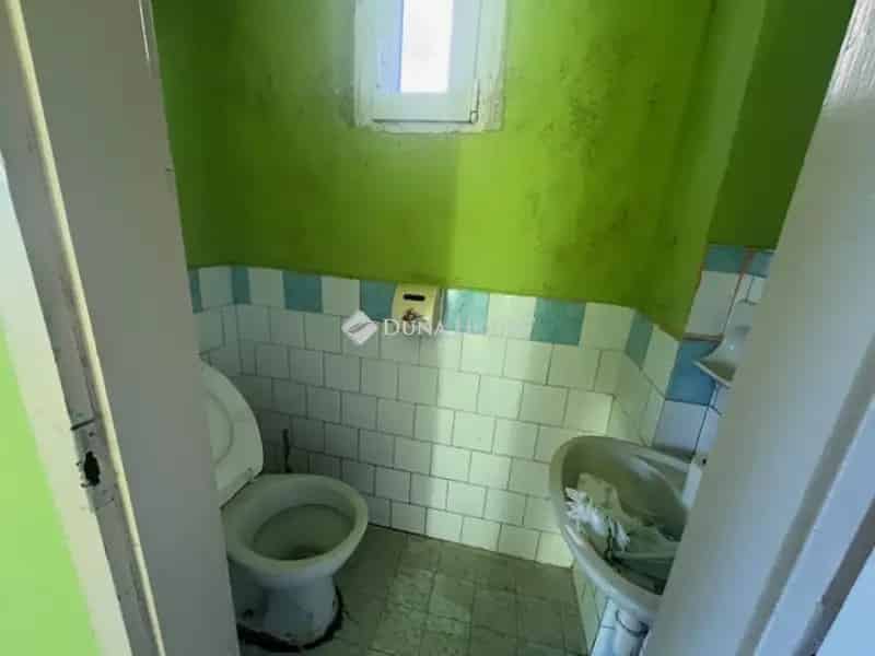 Ház Kiadó , Újpetre, Dunántúl