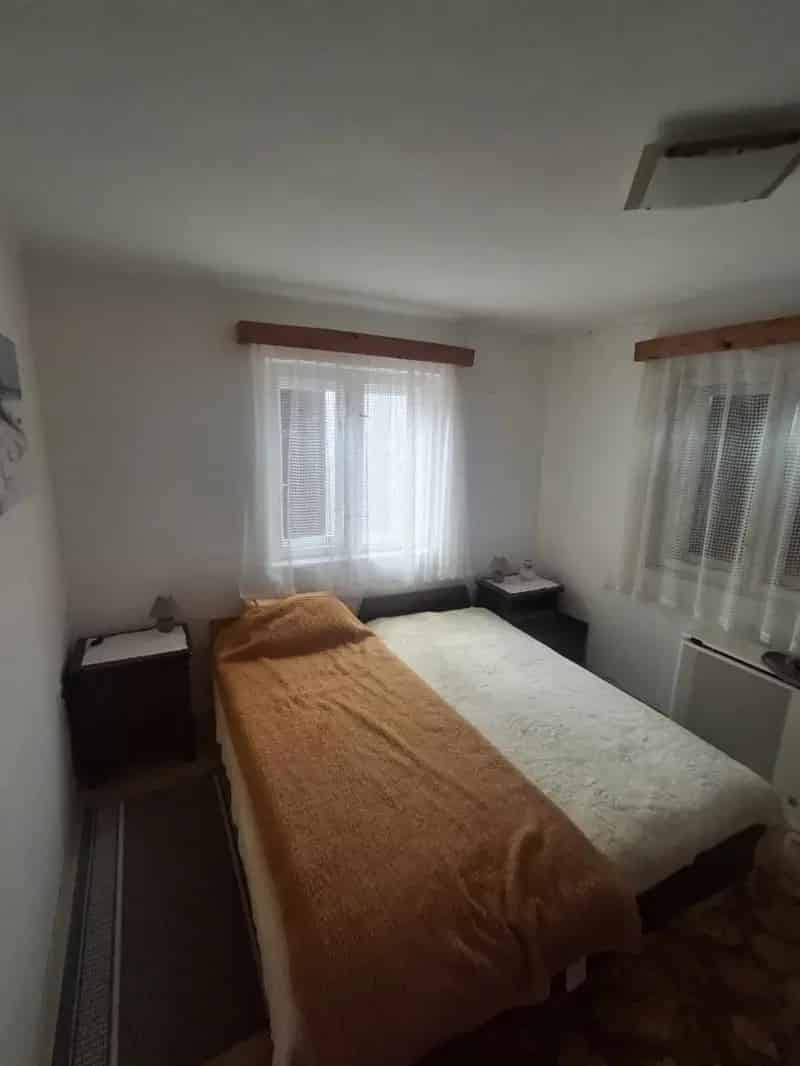 Ház Kiadó , Gyöngyösi járás, Alföld és Észak