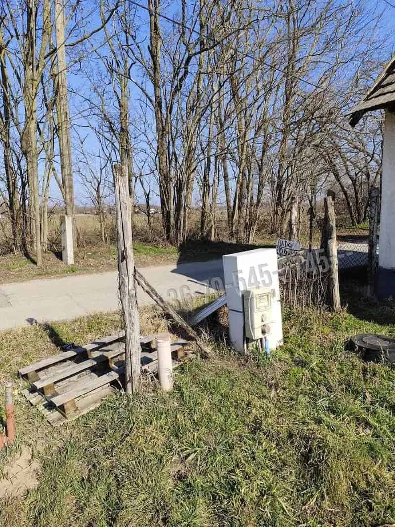 Telek Kiadó , Dabasi járás, Közép-Magyarország