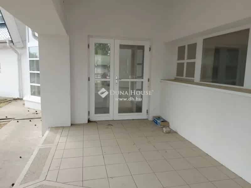 Üzleti célú Kiadó , Gödöllő, Közép-Magyarország