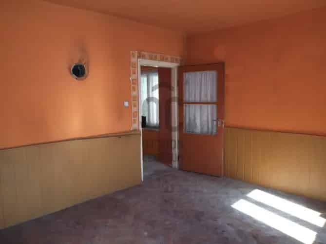 Pápai eladó lakás, H492735