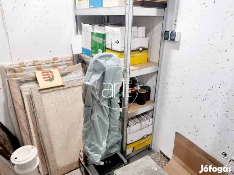 Eladó Tárolók Szeged Belvárosában