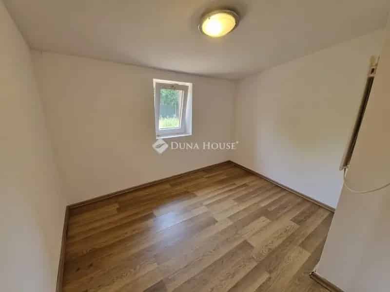 Ház Kiadó , Bajai járás, Alföld és Észak