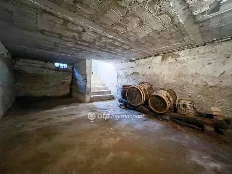 Ház Kiadó , Pannonhalmi járás, Dunántúl