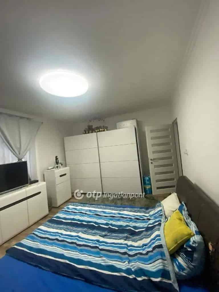 Ház Kiadó , Kaposvári járás, Dunántúl