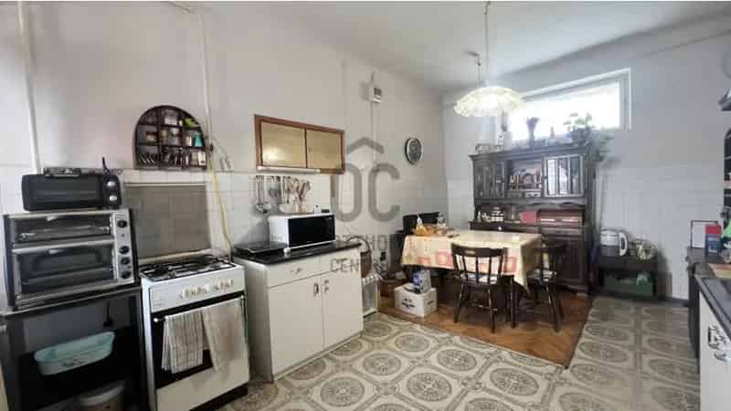 Szekszárdi eladó családi ház, H503428