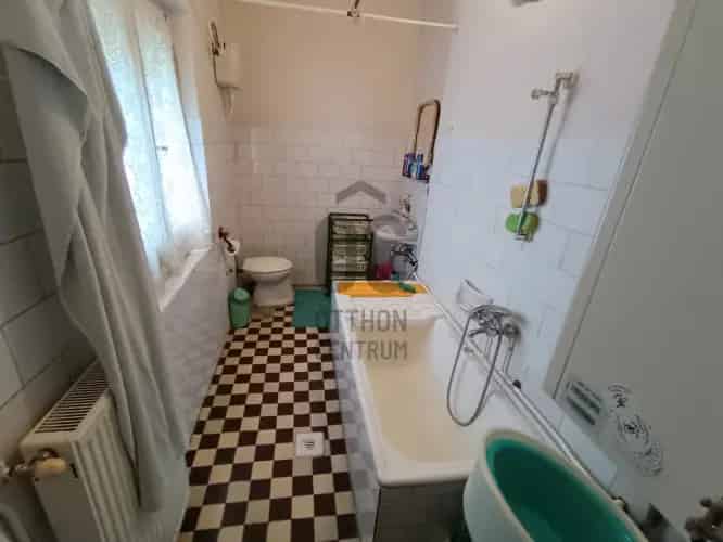 Bicskei eladó családi ház, H499214